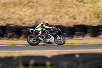 anglesey-no-limits-trackday;anglesey-photographs;anglesey-trackday-photographs;enduro-digital-images;event-digital-images;eventdigitalimages;no-limits-trackdays;peter-wileman-photography;racing-digital-images;trac-mon;trackday-digital-images;trackday-photos;ty-croes